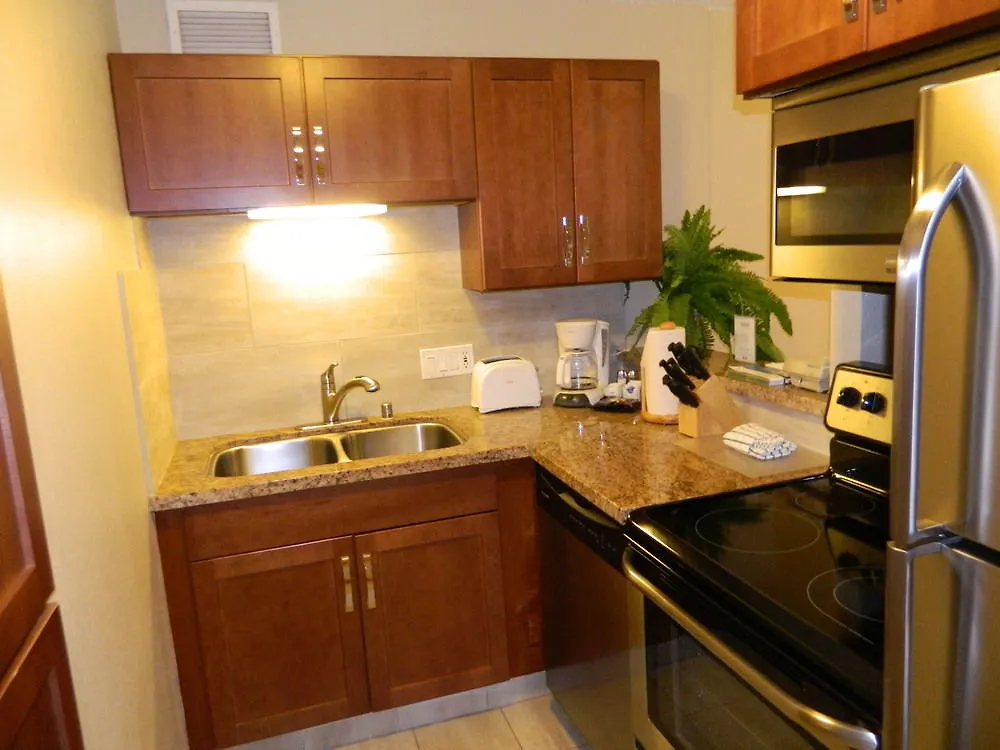 Kahana Villa Lāhainā Resort