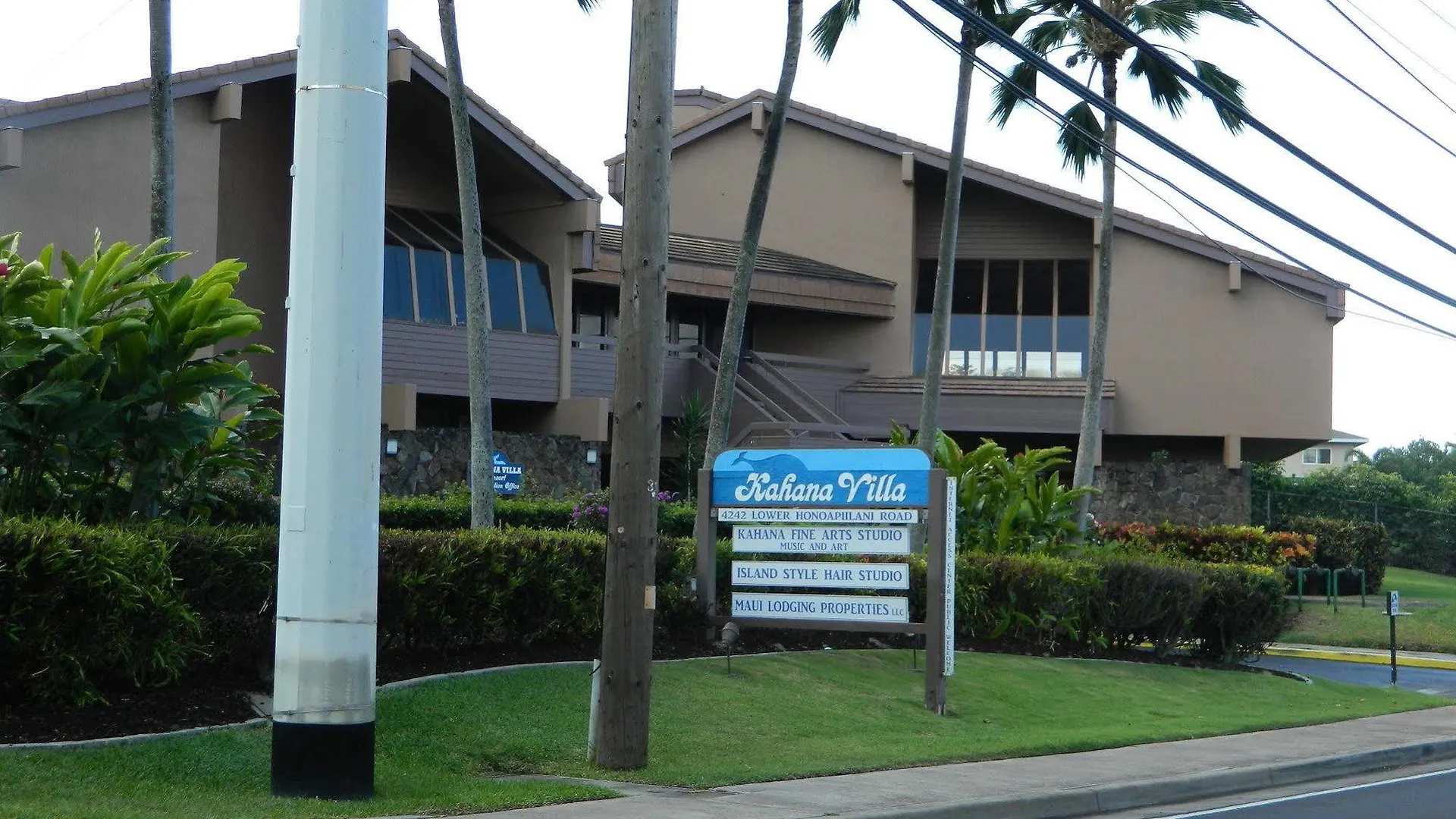 Kahana Villa Lāhainā 3*,